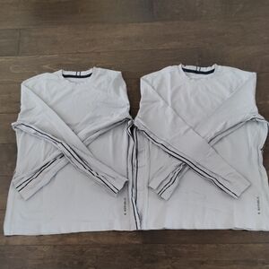 Banana Republic Gray Long Sleeve Men's T-shirts with Stripe Accents (2 T-shirts)